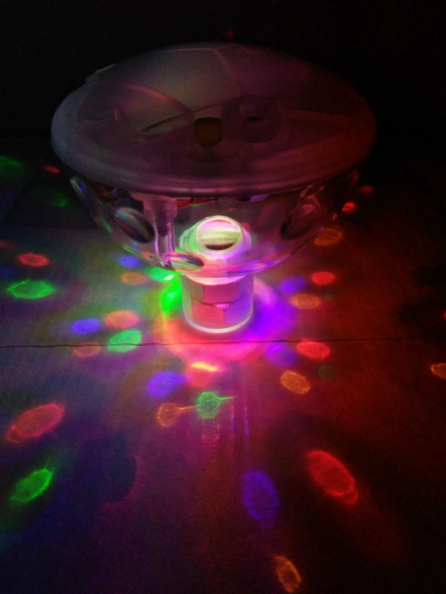 Children bath bathtub lamp floating